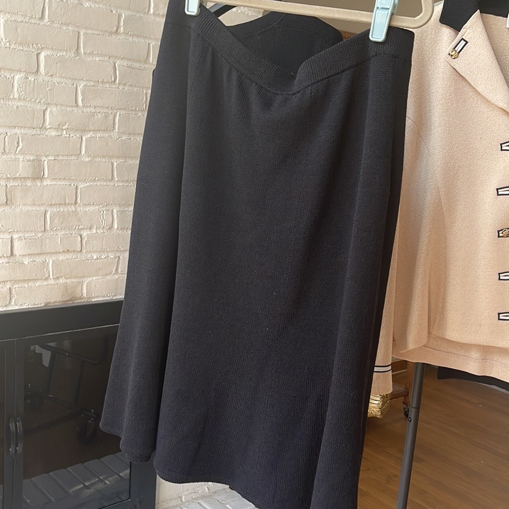 ST JOHNS SKIRT SET | Fit flare skirt, wonderful cardigan| Luxury SUIT - Picture 9 of 17
